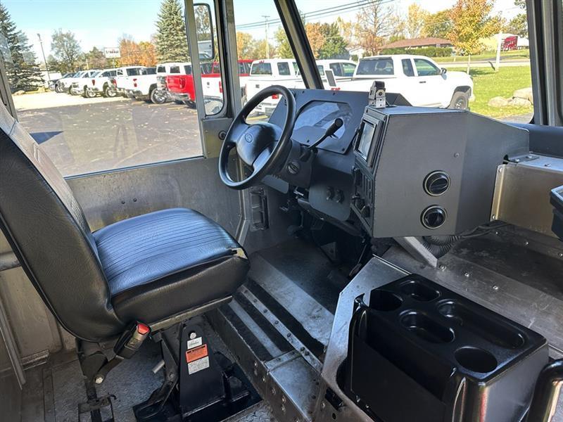 Ford Econoline  2018