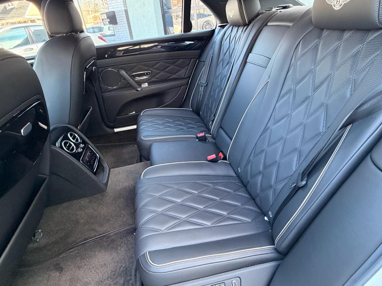 Bentley Continental Flying Spur V8 2016