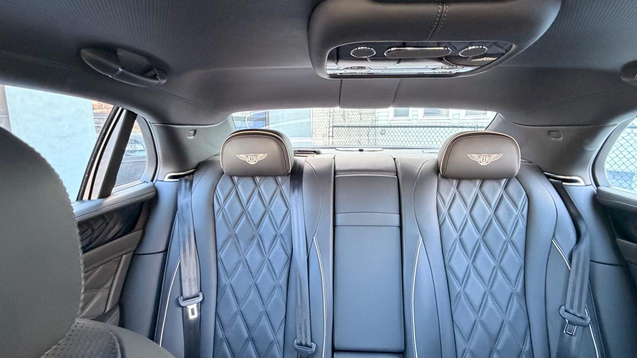 Bentley Continental Flying Spur V8 2016