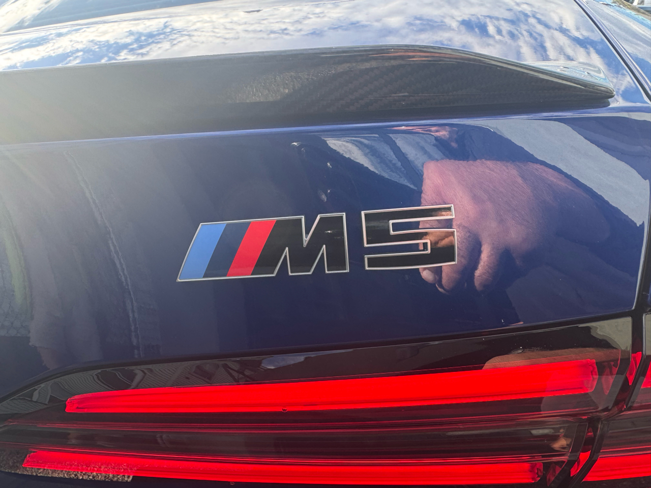 2025 Bmw M5 5 photo 2