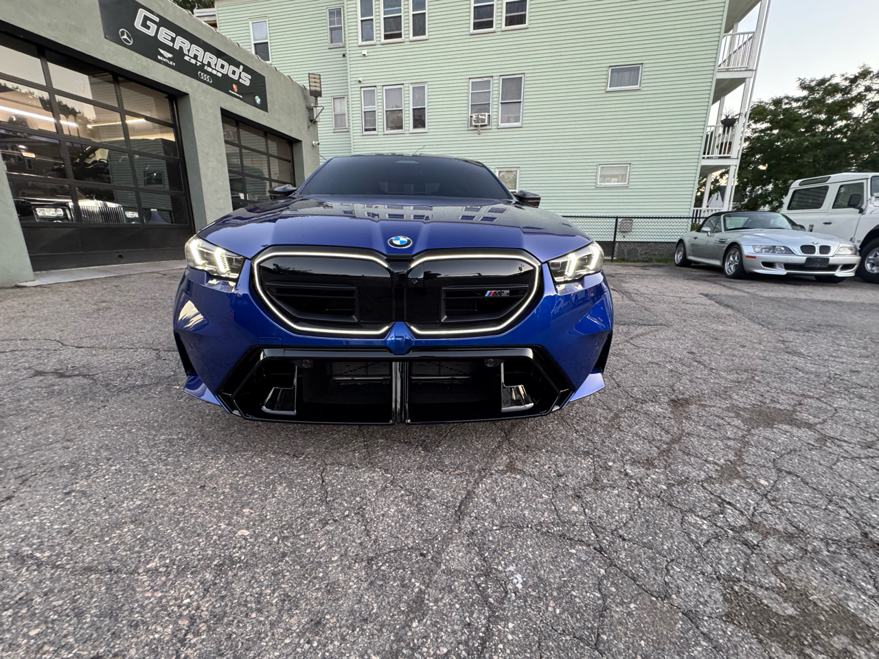BMW M5 4D Sedan 2025 BMW M5 4D Sedan 2025