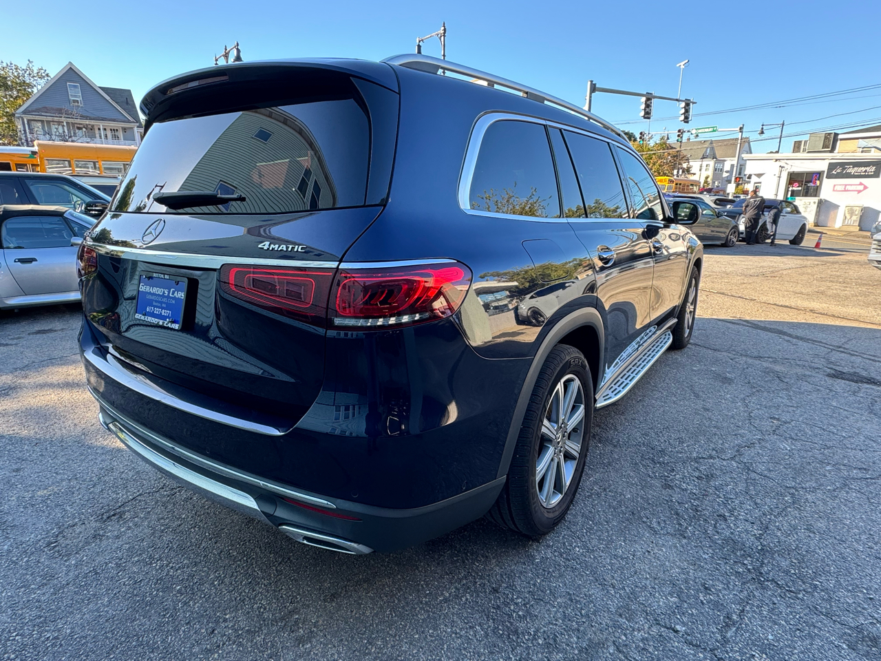 2022 Mercedes Benz GLS 450 4MATIC photo 2