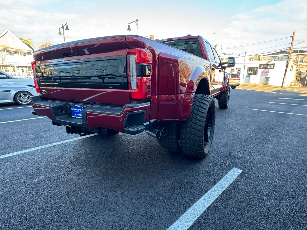 Ford Super Duty F-450 DRW Platinum 4WD Crew Cab 8' Box 2026