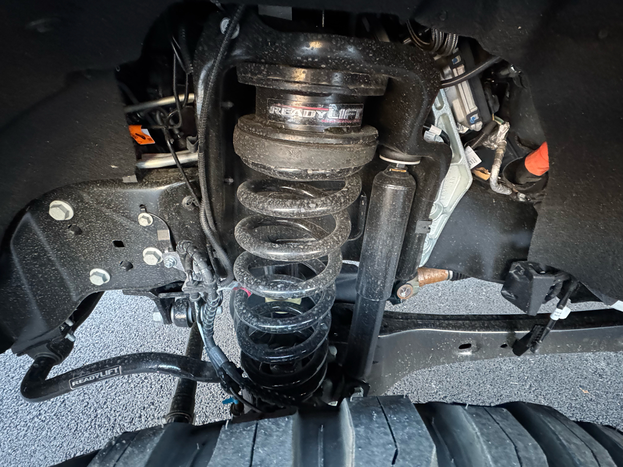 Ford Super Duty F-450 DRW Platinum 4WD Crew Cab 8' Box 2026