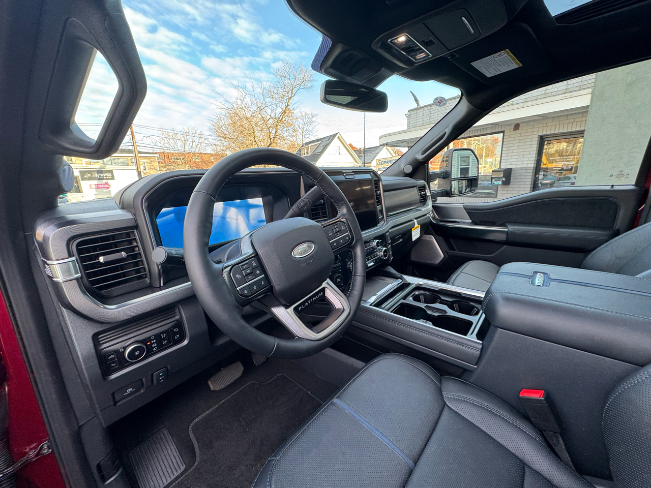 Ford Super Duty F-450 DRW Platinum 4WD Crew Cab 8' Box 2026