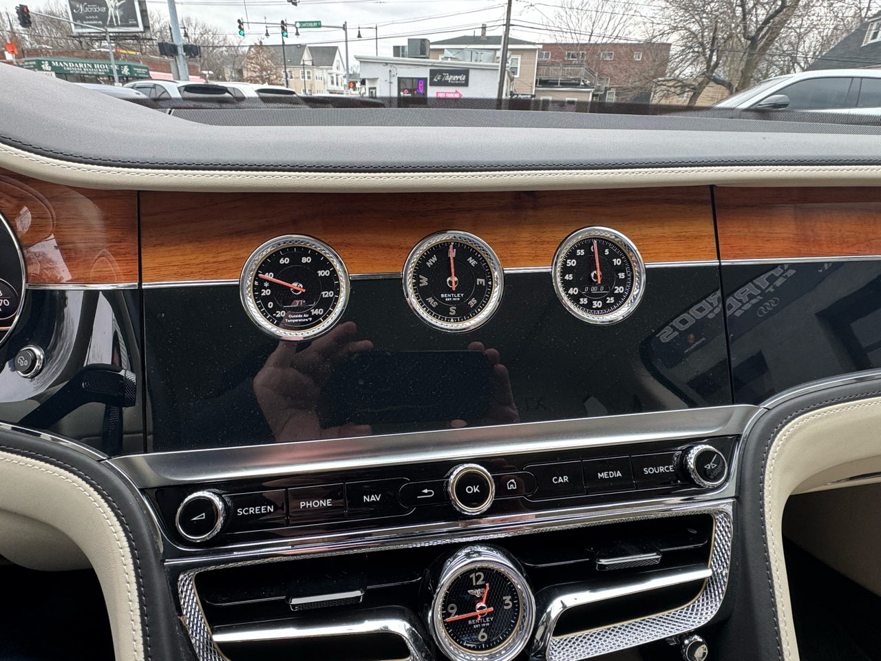 Bentley Flying Spur W12 Sedan 2021