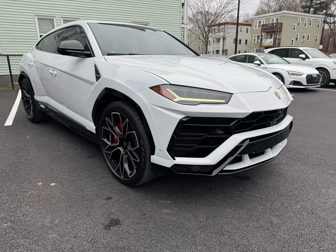 Lamborghini Urus AWD 2019