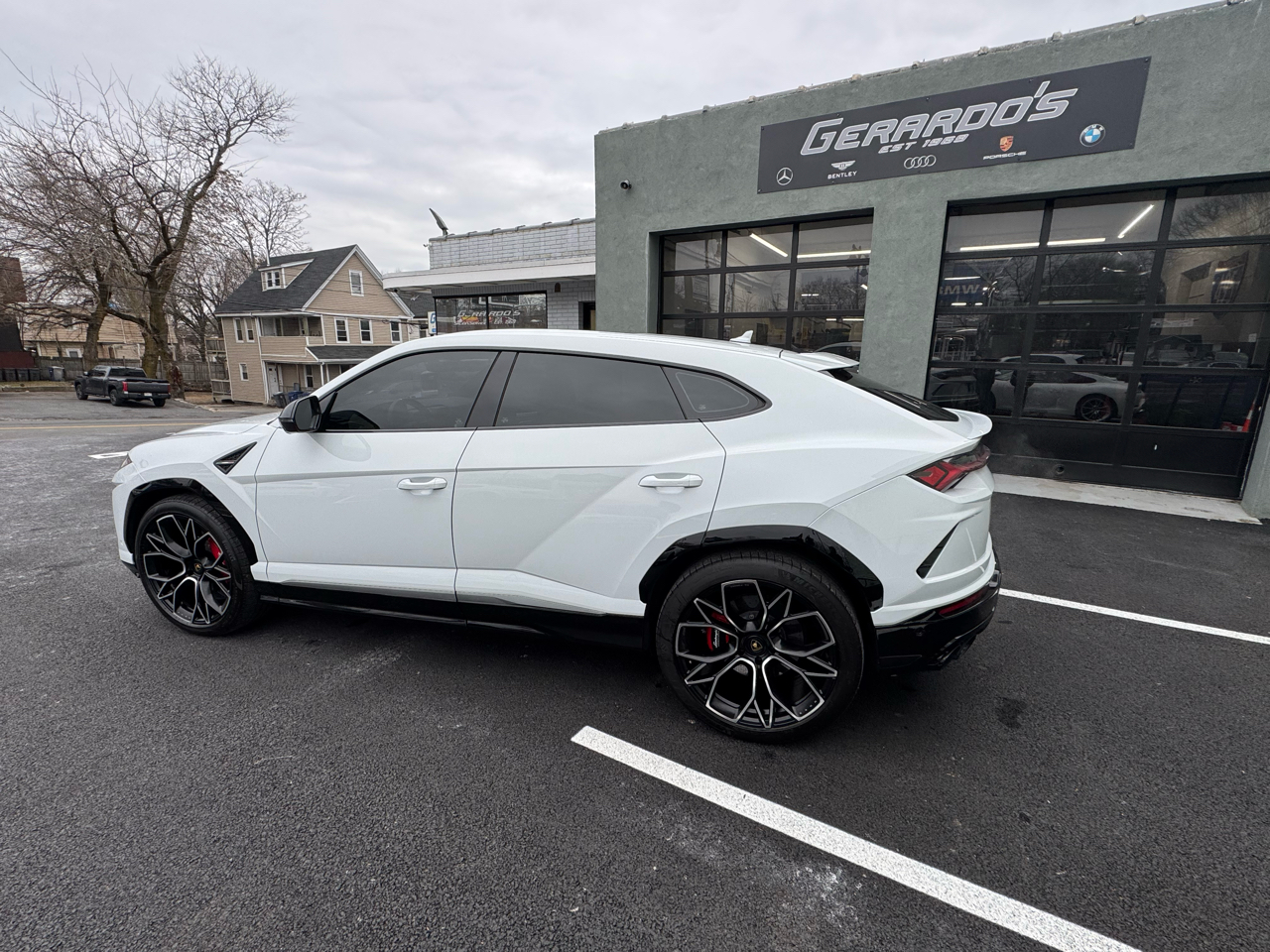 Lamborghini Urus AWD 2019