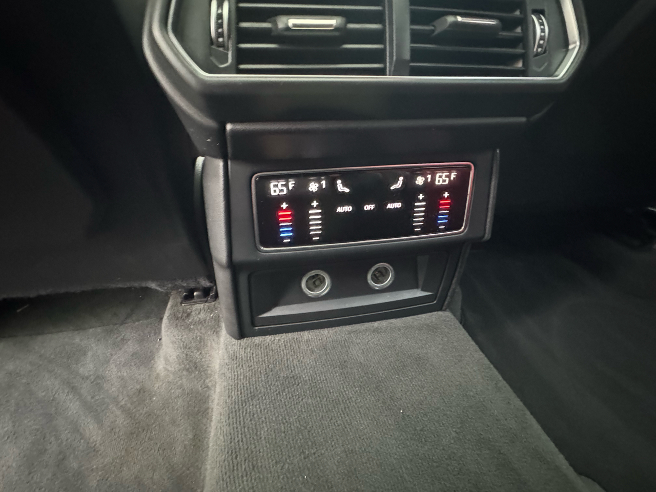 Lamborghini Urus AWD 2019