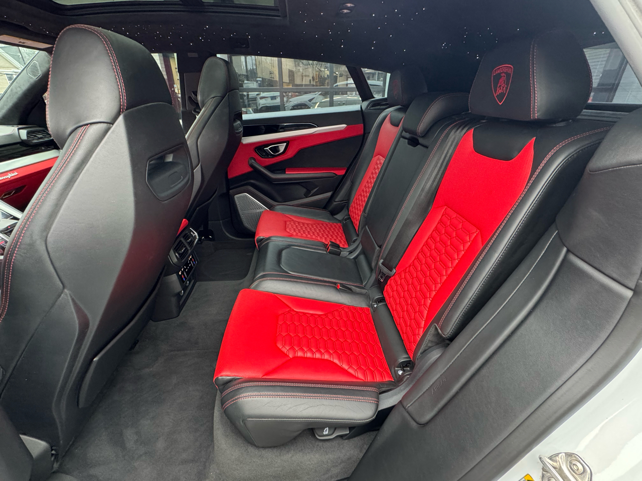 Lamborghini Urus AWD 2019