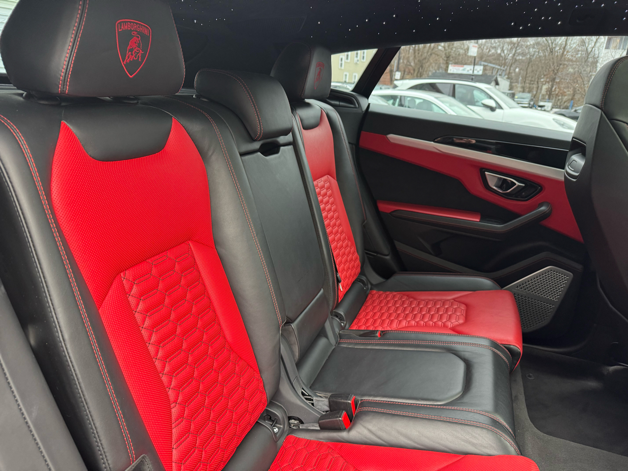 Lamborghini Urus AWD 2019