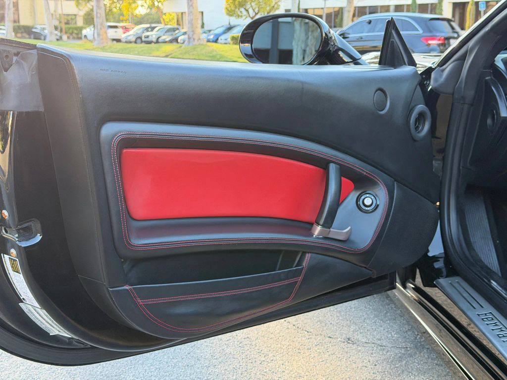 Ferrari California 2dr Conv 2010