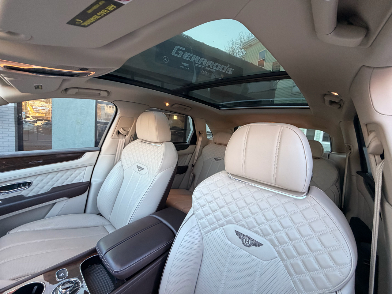 Bentley Bentayga V8 AWD 2021