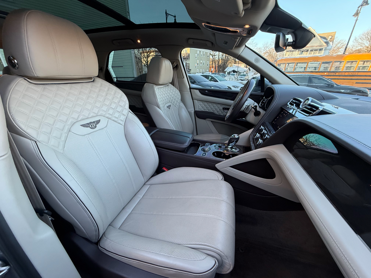 Bentley Bentayga V8 AWD 2021