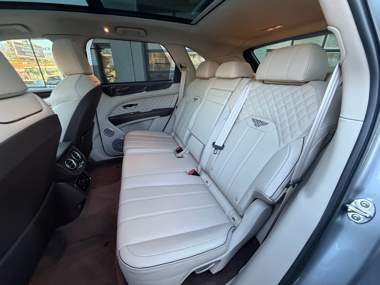 Bentley Bentayga V8 AWD 2021