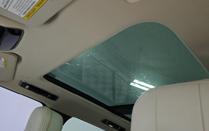 Land Rover Range Rover P400 SE SWB 2023