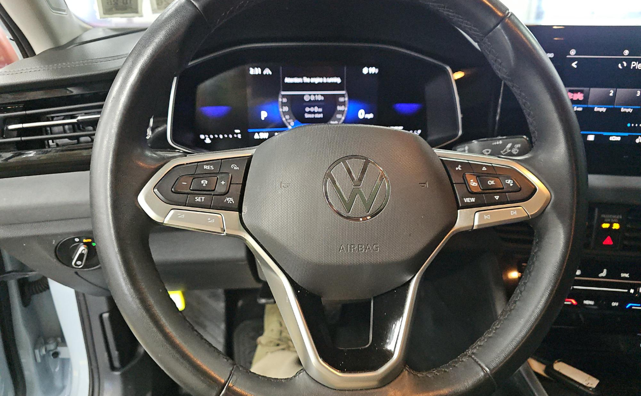 Volkswagen Jetta SE Auto 2025