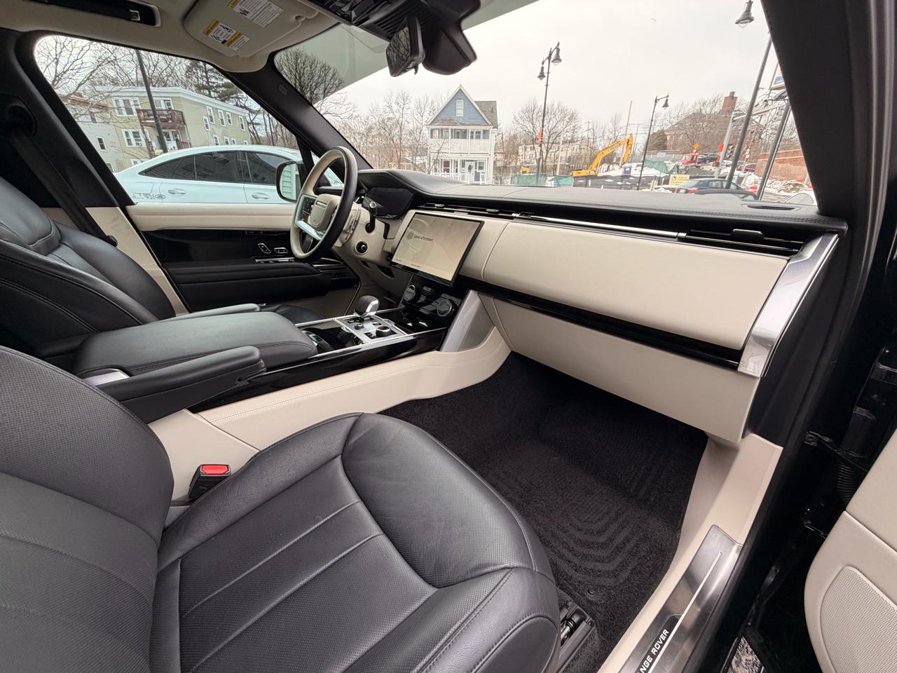 Land Rover Range Rover P530 SE SWB 2023