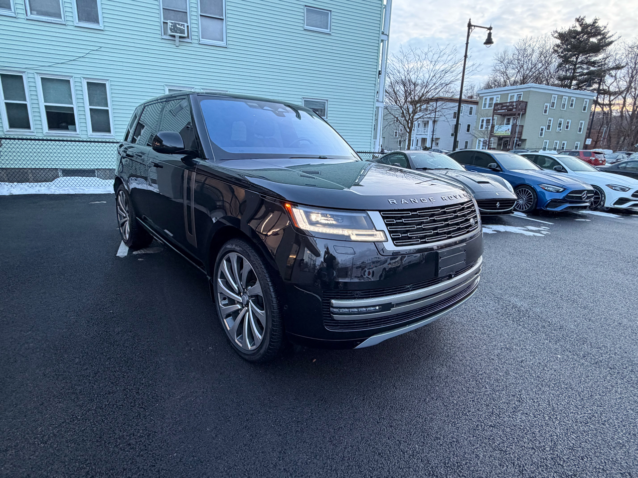 Land Rover Range Rover P400 SE SWB 2023