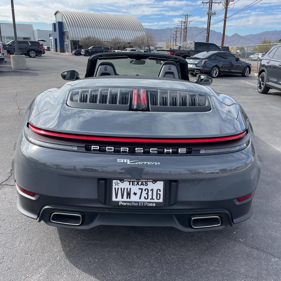 Porsche 911 Carrera Cabriolet 2025