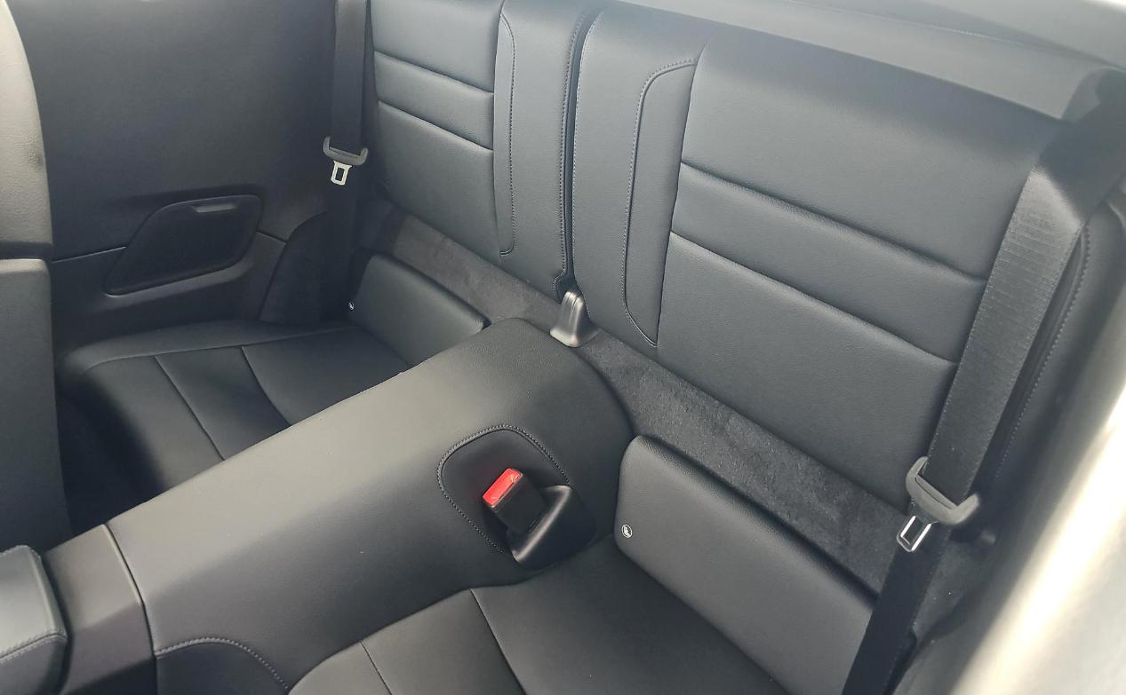 Porsche 911 Carrera Cabriolet 2025