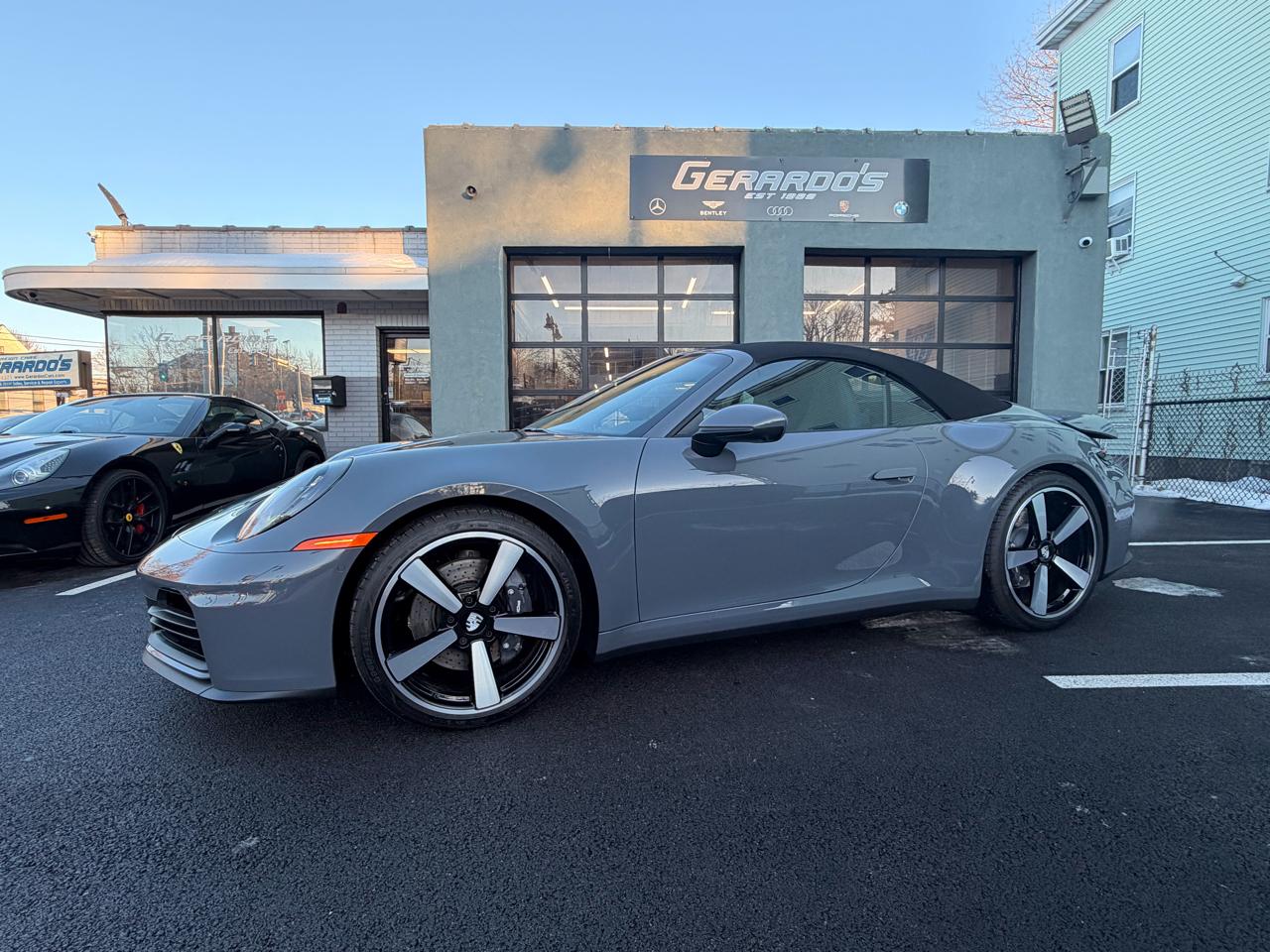Porsche 911 Carrera Cabriolet 2025