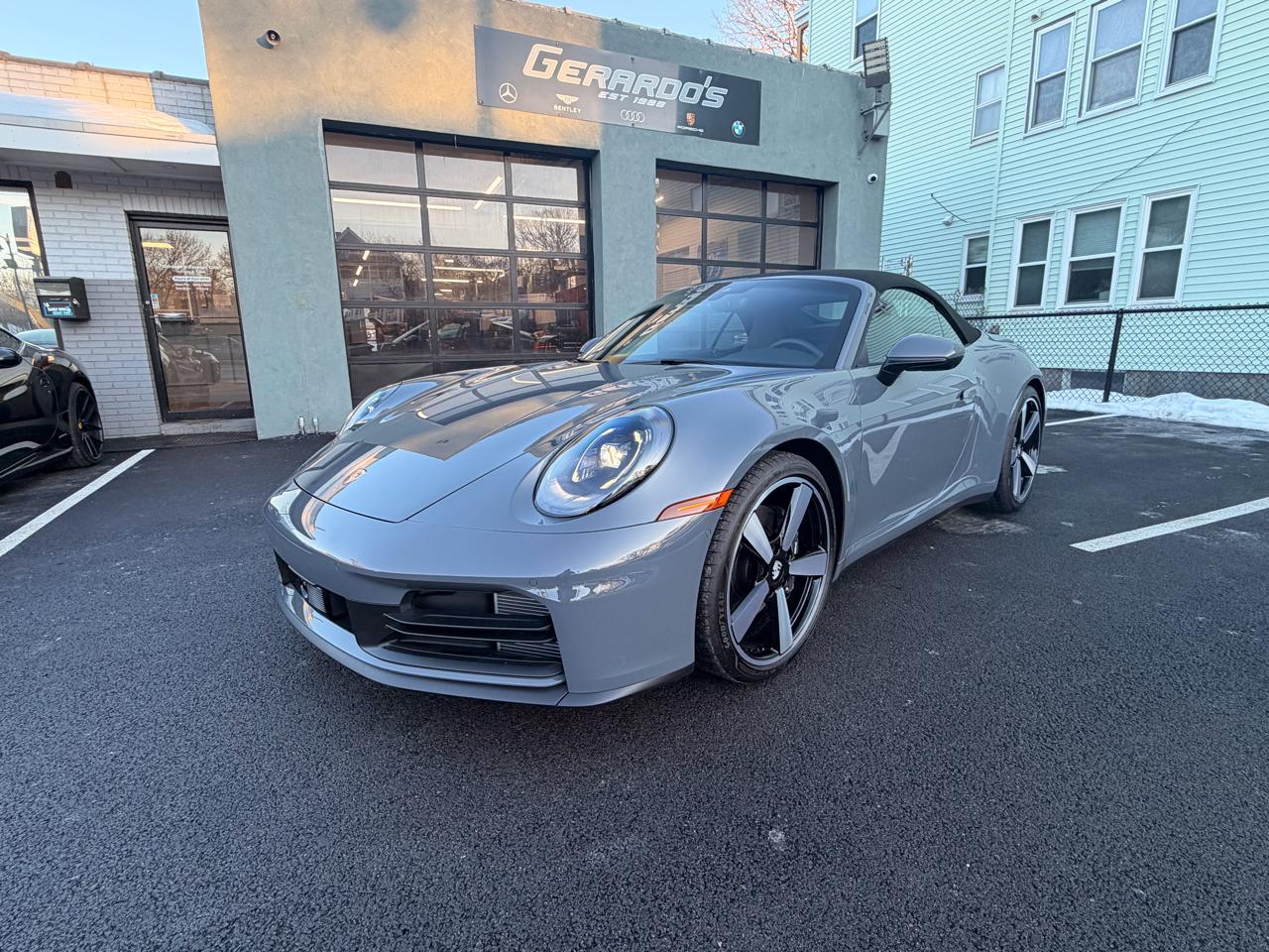 Porsche 911 Carrera Cabriolet 2025