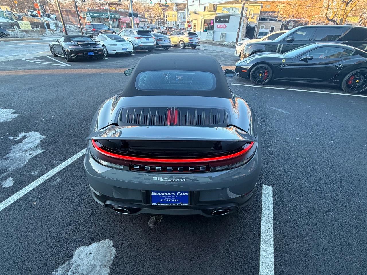 Porsche 911 Carrera Cabriolet 2025