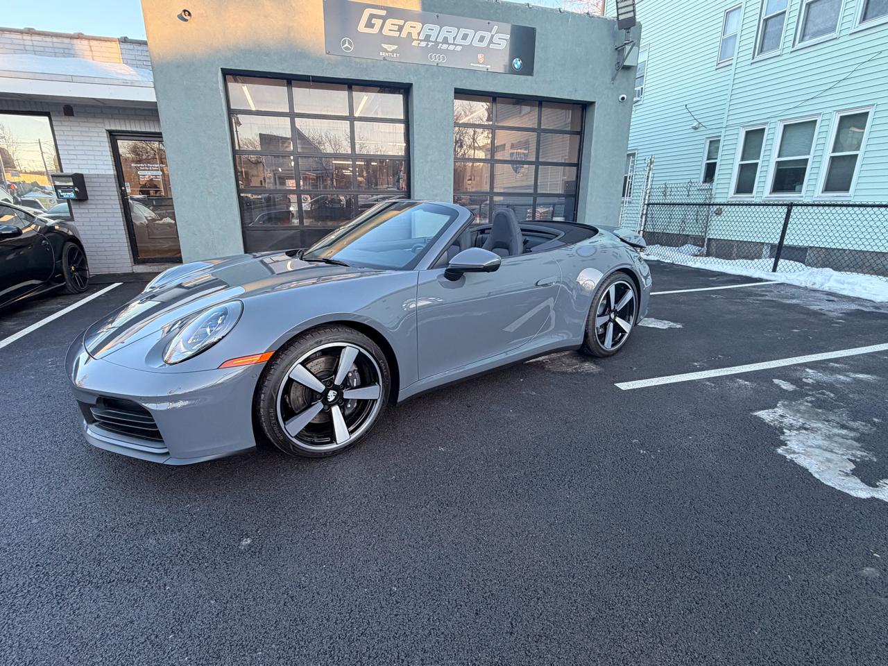Porsche 911 Carrera Cabriolet 2025