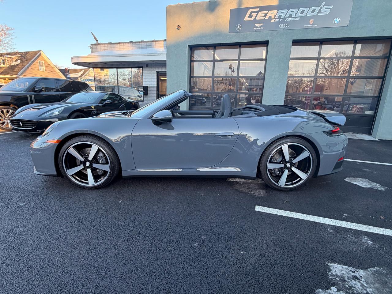 Porsche 911 Carrera Cabriolet 2025