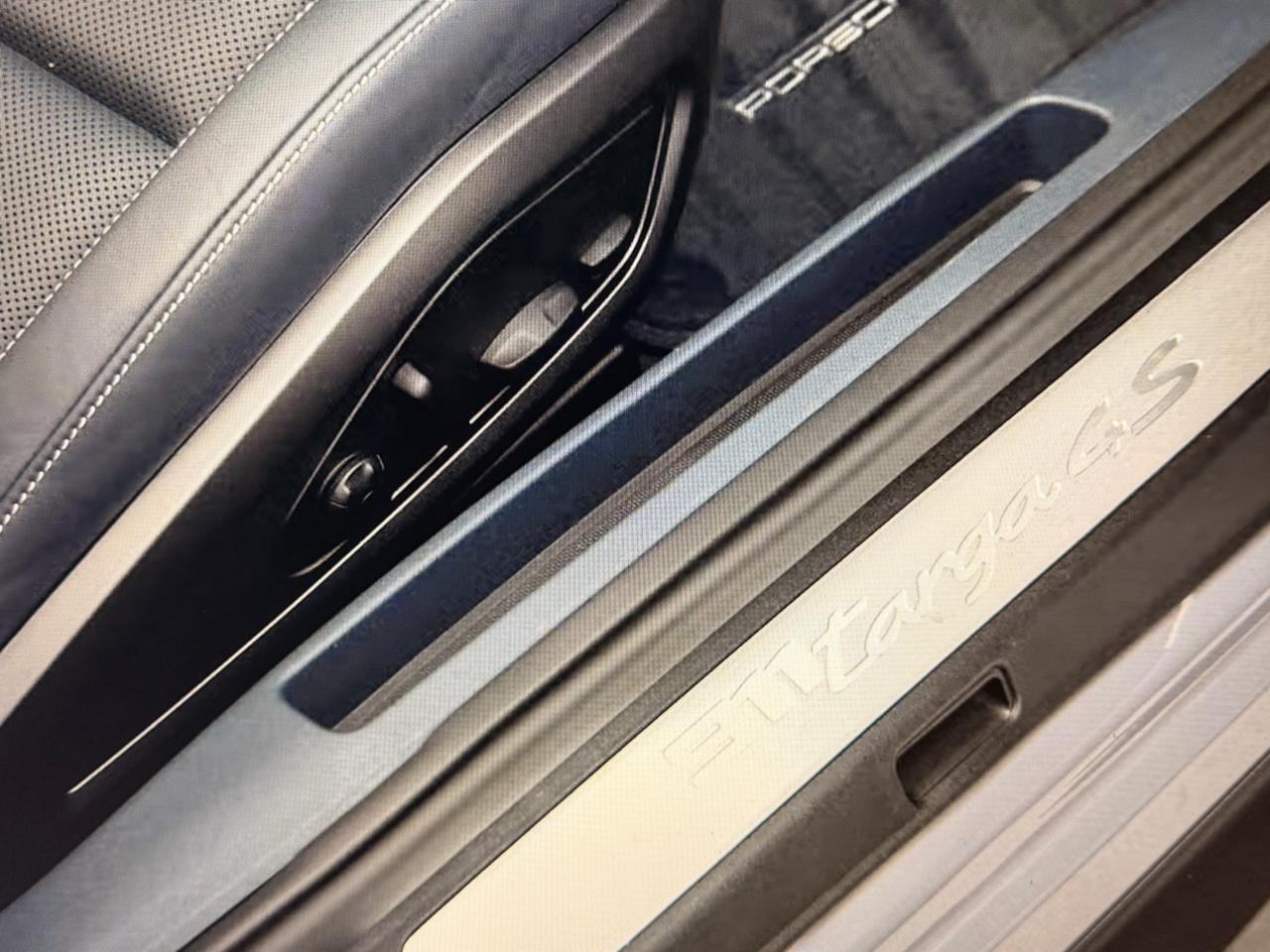 Porsche 911 Targa Edition 50 Years Porsche Design 2023