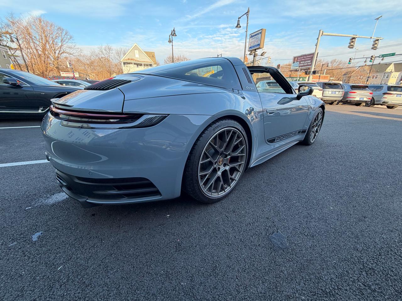 Porsche 911 Targa 4S 2023