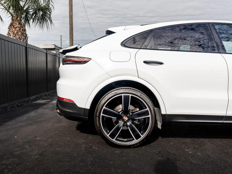 Porsche Cayenne Coupe AWD 2020
