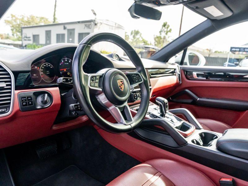 Porsche Cayenne Coupe AWD 2020