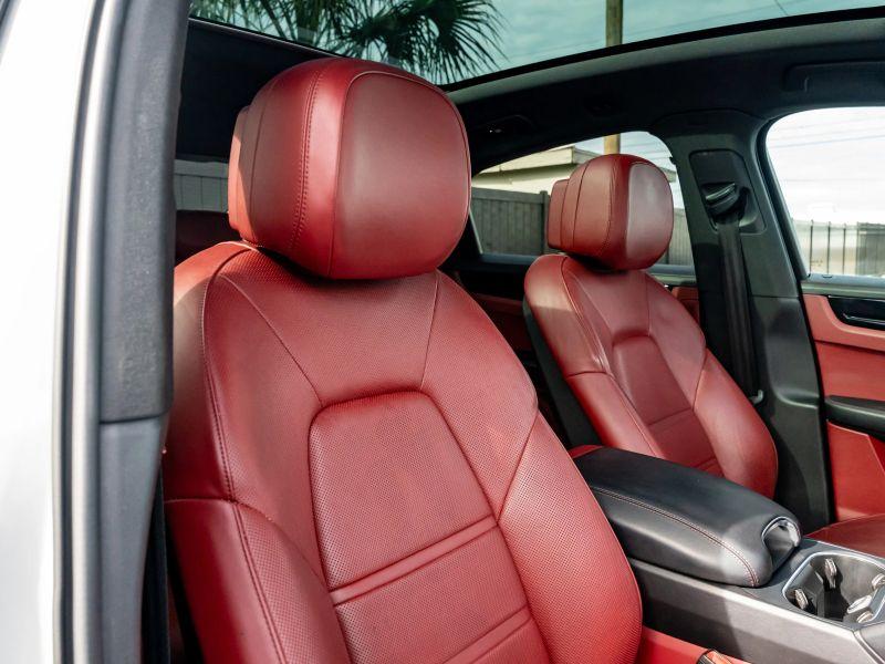 Porsche Cayenne Coupe AWD 2020