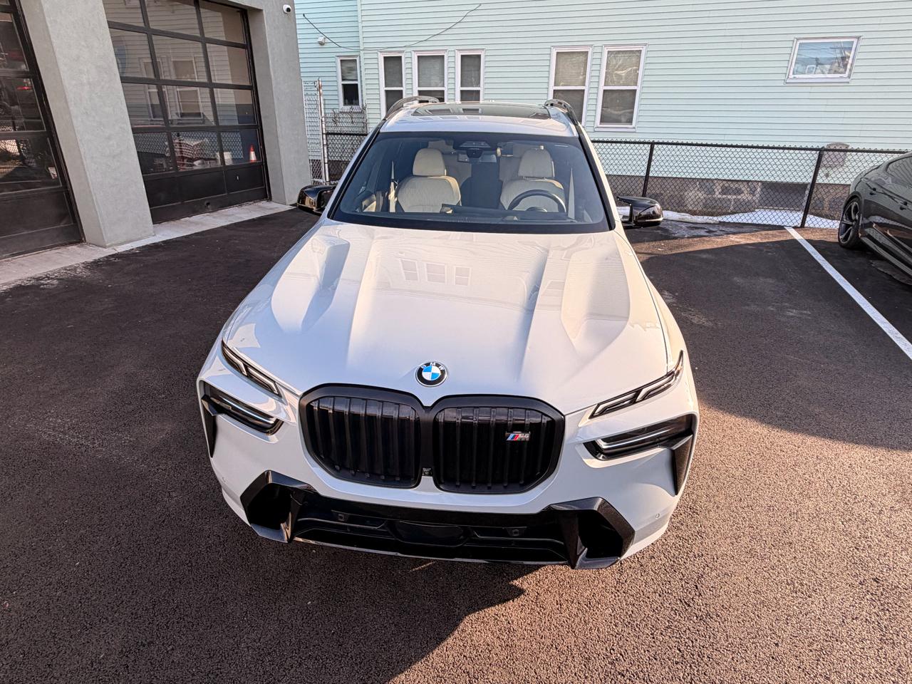 BMW X7 M60i Sports Activity Vehicle 2024