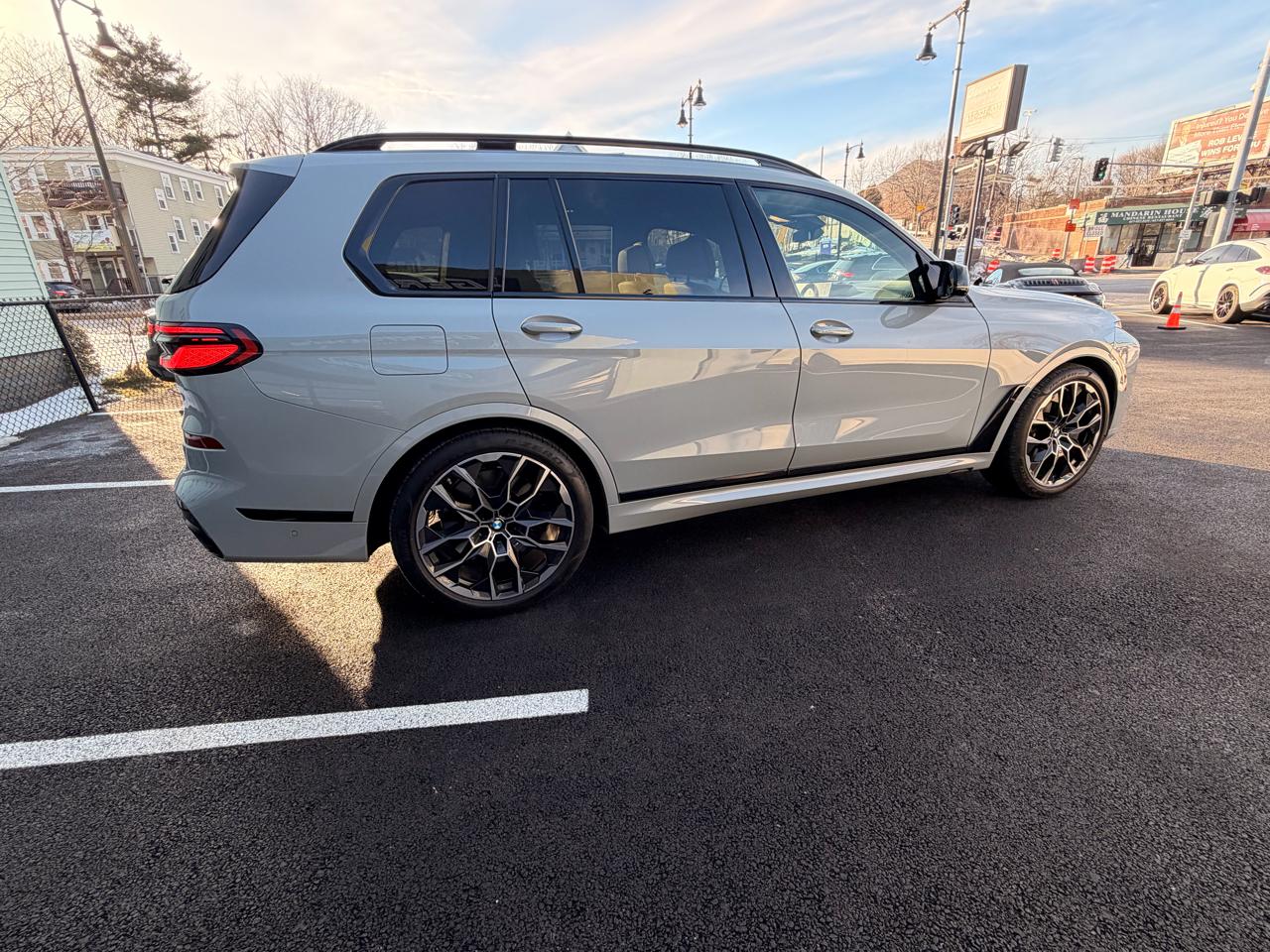 BMW X7 M60i Sports Activity Vehicle 2024