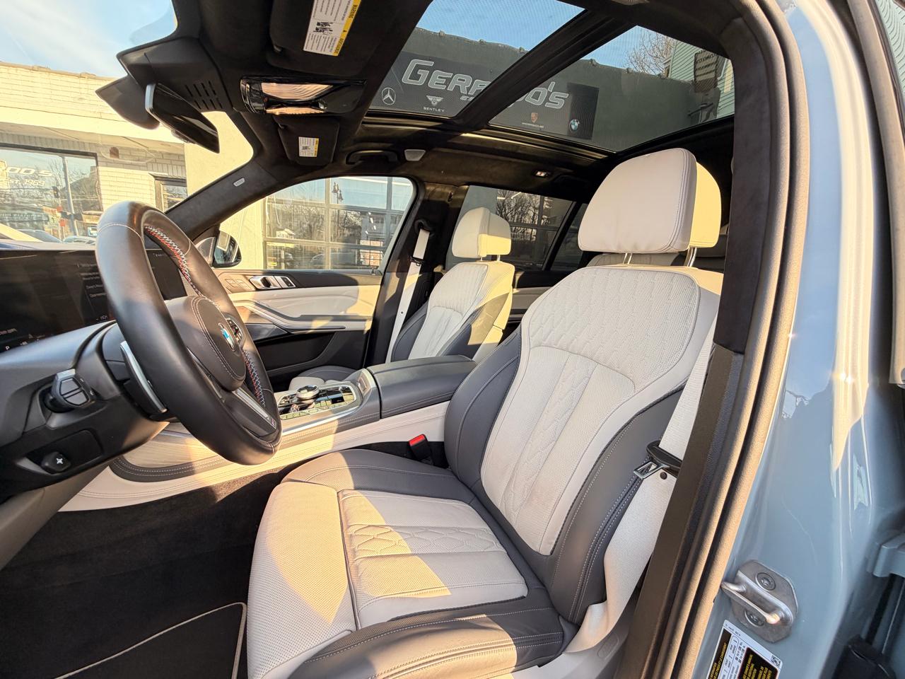 BMW X7 M60i Sports Activity Vehicle 2024