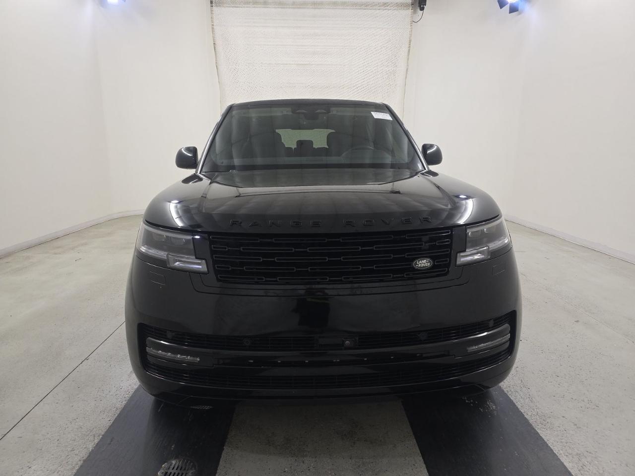 Land Rover Range Rover P400 SE SWB 2024