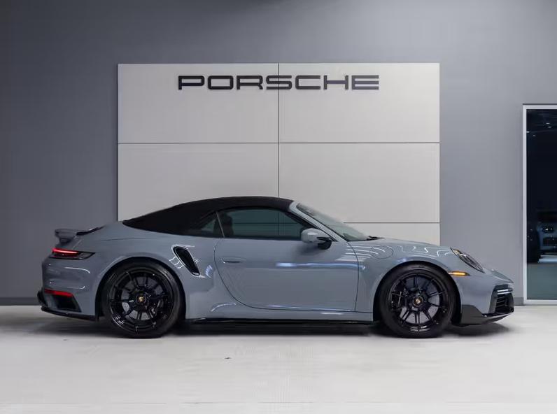 Porsche 911 Turbo S Cabriolet 2024