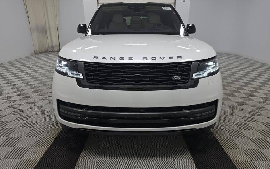 Land Rover Range Rover P400 SE LWB 7 Seat 2023