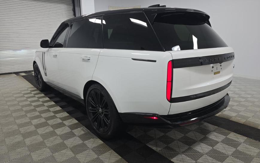 Land Rover Range Rover P400 SE LWB 7 Seat 2023