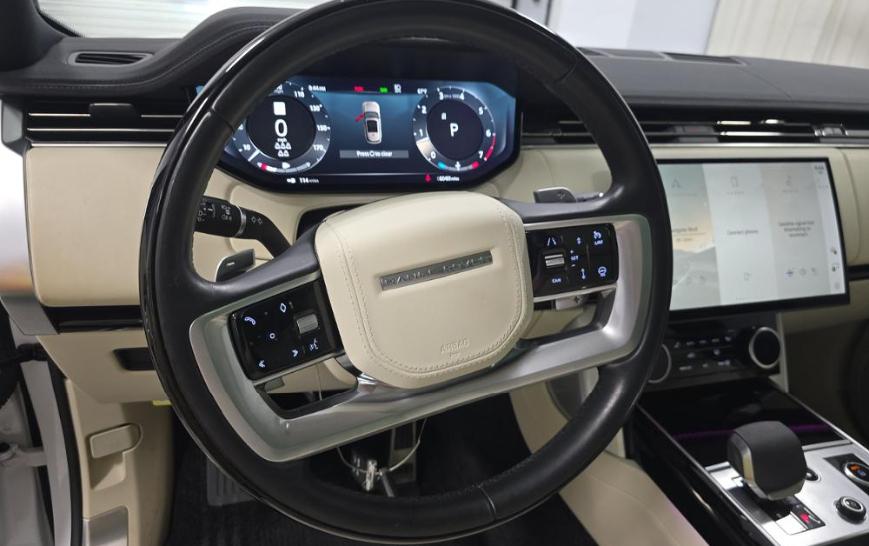 Land Rover Range Rover P400 SE LWB 7 Seat 2023