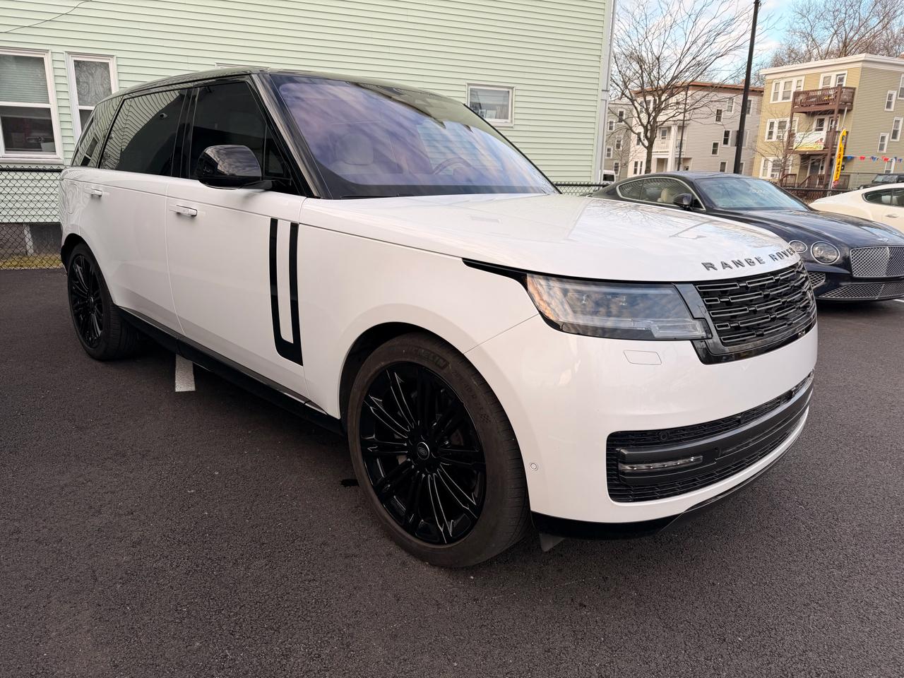 Land Rover Range Rover P400 SE LWB 7 Seat 2023