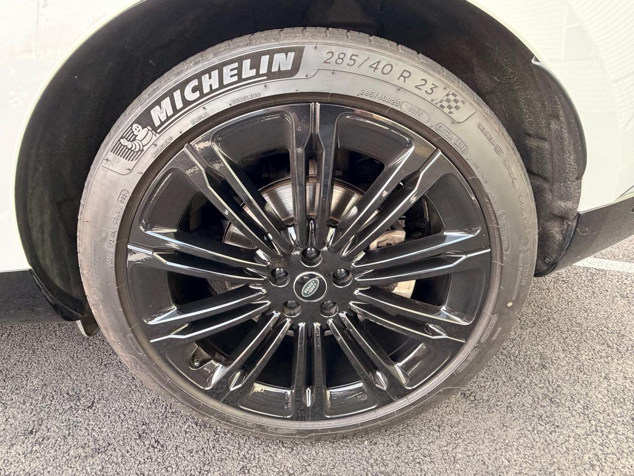 Land Rover Range Rover P400 SE LWB 7 Seat 2023