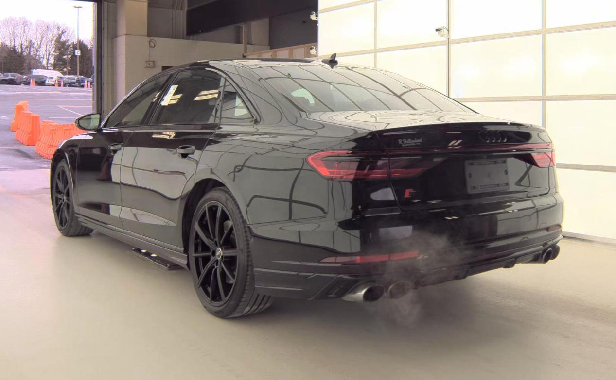 Audi S8 4.0 TFSI 2022