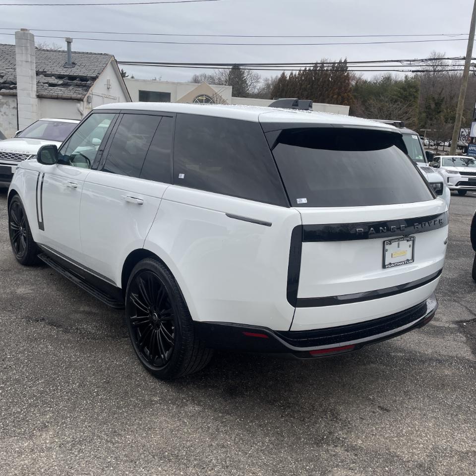Land Rover Range Rover P400 SE SWB 2023