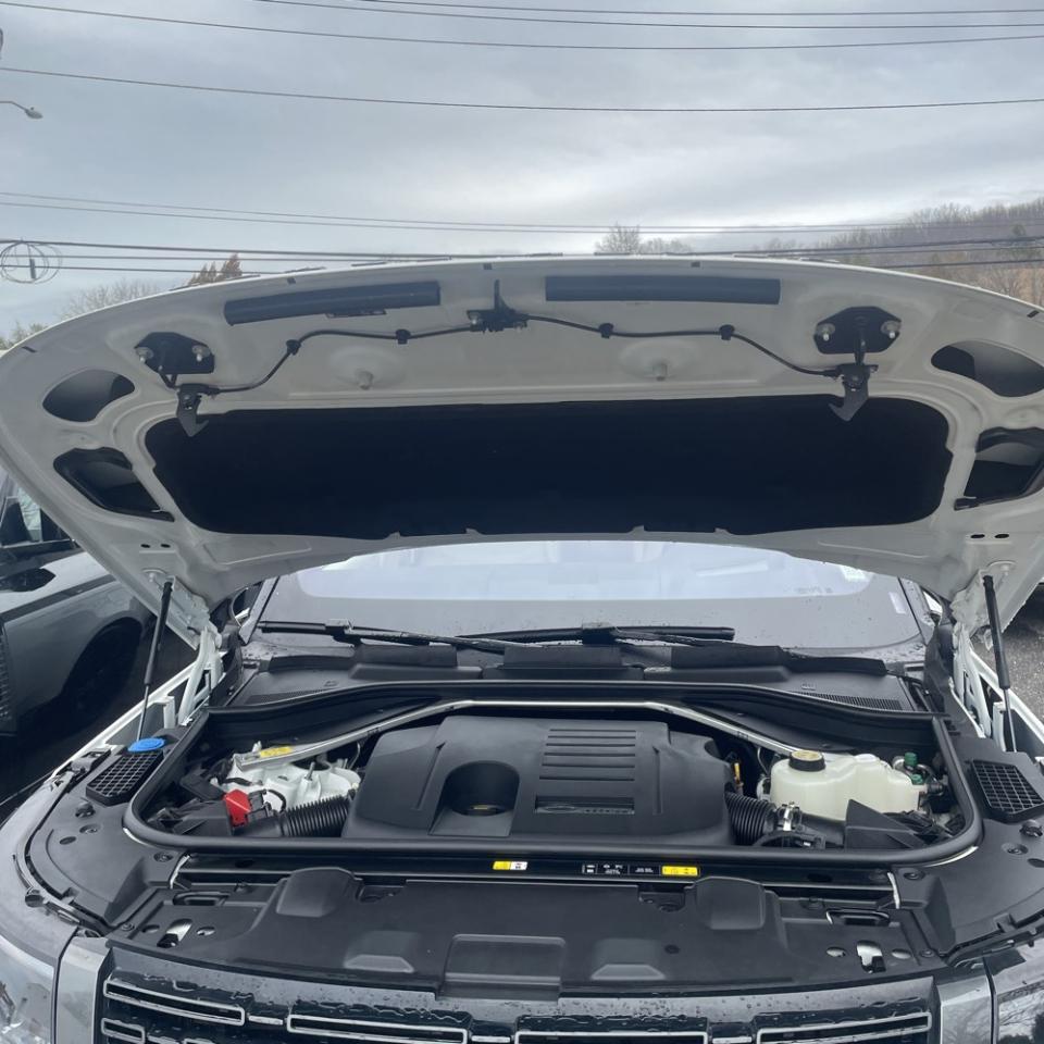 Land Rover Range Rover P400 SE SWB 2023