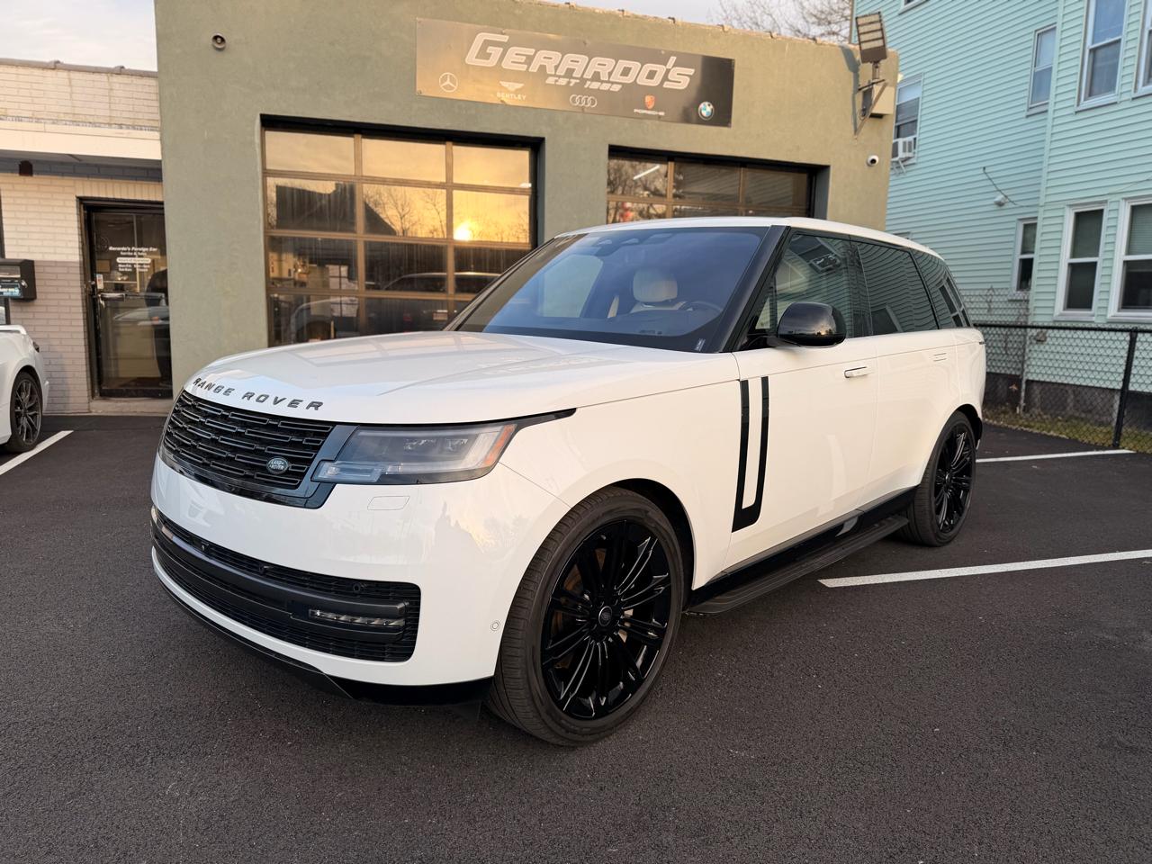 2023 Land Rover Range Rover P400 SE SWB