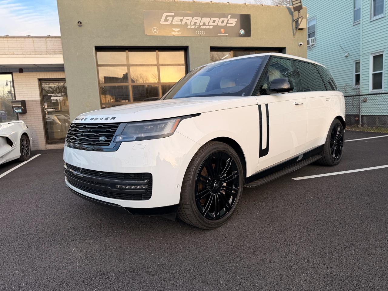 Land Rover Range Rover P400 SE SWB 2023